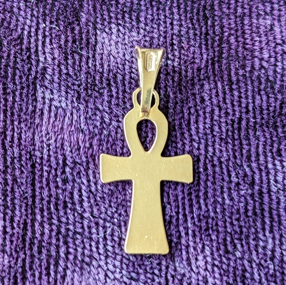 Solid 18K Gold Cross Pendant, Spiritual Sacred Symbol - Picture 1 of 7